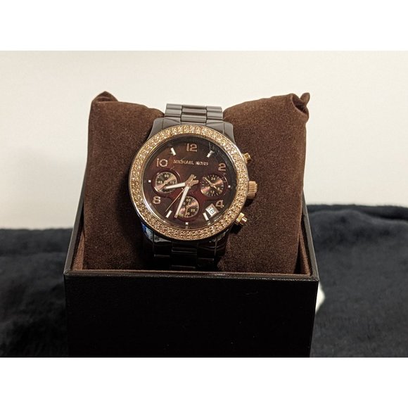 MICHAEL KORS RUNWAY CHRONOGRAPH DATE CERAMIC WOMEN'S WATCH in Espresso MK5517 - Picture 9 of 12